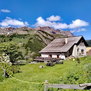 Herberg L'estoilies, Saint-Vérand